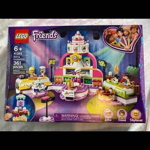 Lego Friends # 41393 Baking Competition.361 pieces